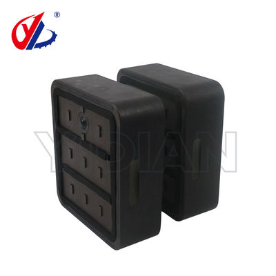Un aspirateur à piston à bloc 132X146X48 pour le centre d'usinage CNC de Biesse 6308A0157
